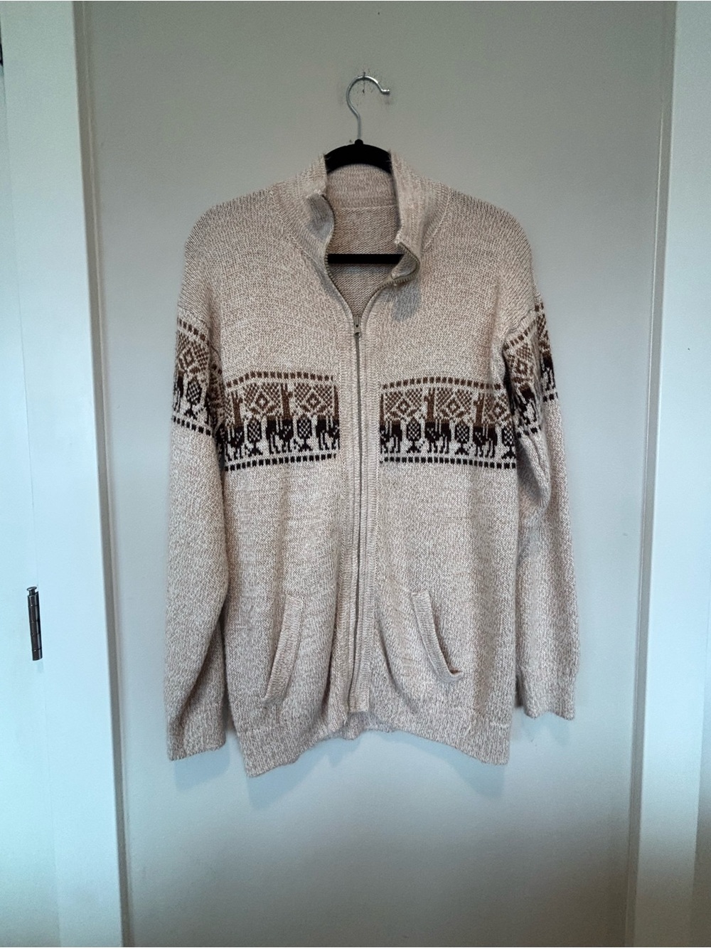 Beige Zip-Front Men’s Sweater with Fair Isle Pattern